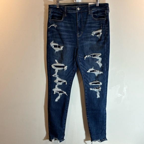 AMERICAN EAGLE  Sz 14S Dark Wash Distressed Chewed Hem Super High Rise Jeans NEW - Picture 1 of 13